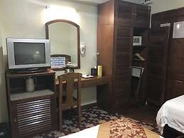 Crystal Palace Hotel
