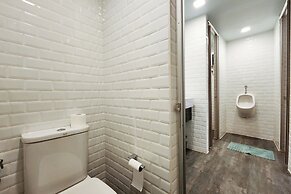Simply Sleep Hostel