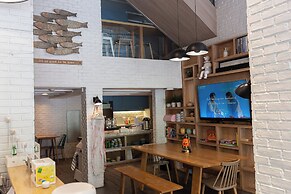 Simply Sleep Hostel