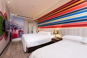Holiday Garden Hotel SKM Park