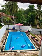Villa White