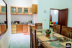 Villa White