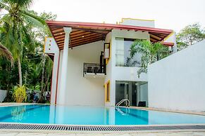 Villa White