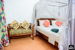 Villa White