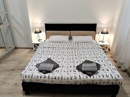 Baratero City II Apartment