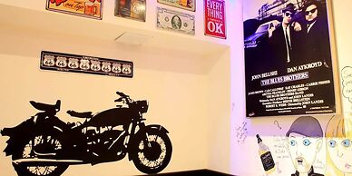 Barri Antic Hostel & Pub