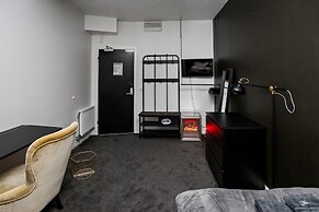Eight Rooms