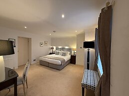 The Airds Hotel & Restaurant