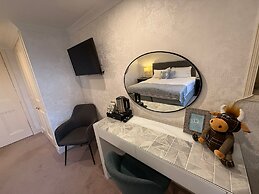 The Airds Hotel & Restaurant