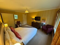 The Airds Hotel & Restaurant