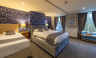 Alston House Hotel