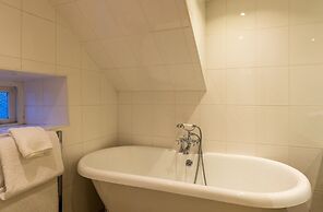 Alston House Hotel