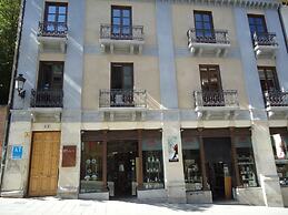 Apartamentos Turisticos Mauror