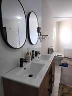 Cycad Palm Hotel