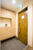 Tsuru House
