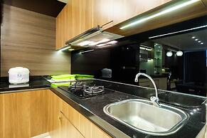 Modern Elegant Design L'Avenue Apartment