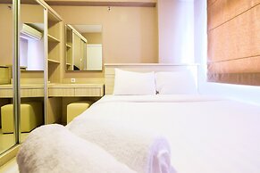 Easy Access to Mall Green Pramuka Apartment