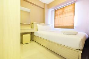 Easy Access to Mall Green Pramuka Apartment