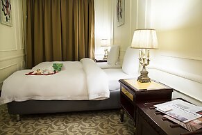 Golden Rooms Hotel