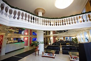 Golden Rooms Hotel
