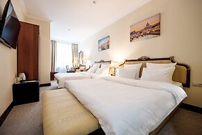 Golden Rooms Hotel