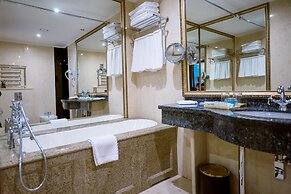Golden Rooms Hotel
