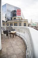 Golden Rooms Hotel