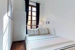 Fashion District Apartment