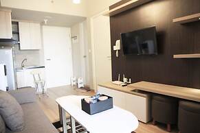 Deluxe and Comfortable The Springlake Summarecon Apartment