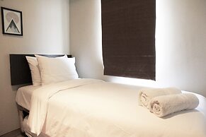 Deluxe and Comfortable The Springlake Summarecon Apartment