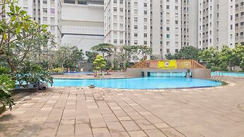 Spacious Apartment at Green Bay Pluit