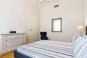 Luxury 3 Bedrooms Near Duomo