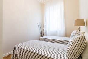 Luxury 3 Bedrooms Near Duomo
