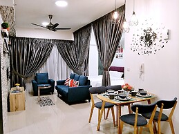 10Pax Designer Suite - Georgetown Penang