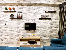 10Pax Designer Suite - Georgetown Penang