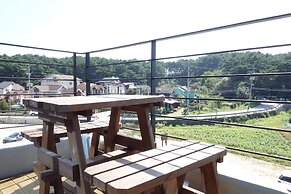 Gyeongpoen Pension