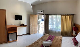 Kuta Suci Beach Hotel
