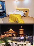 Once Artistic Inn