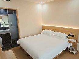 Once Artistic Inn