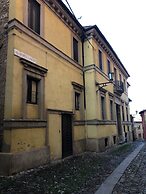Dimora Del Podestà