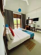 Hotel Athgira