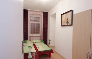 Raisa Apartments