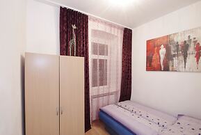 Raisa Apartments