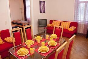 Raisa Apartments