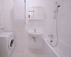 Raisa Apartments