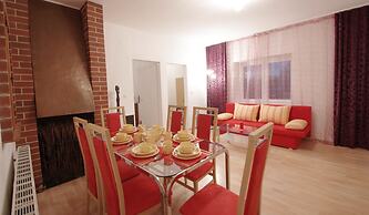 Raisa Apartments