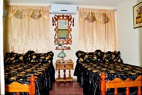 Villa Familia Fela