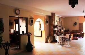 Palm Auberge