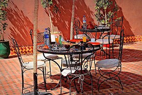 Palm Auberge