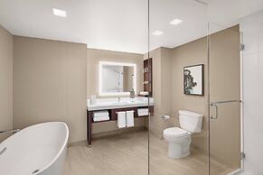 Delta Hotels by Marriott Thunder Bay